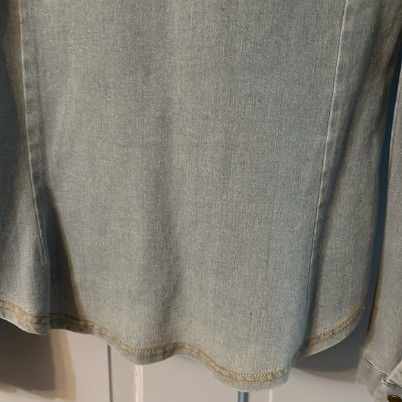 Aaron & Amber Denim Long Sleeve Shirt - Picture 8 of 10